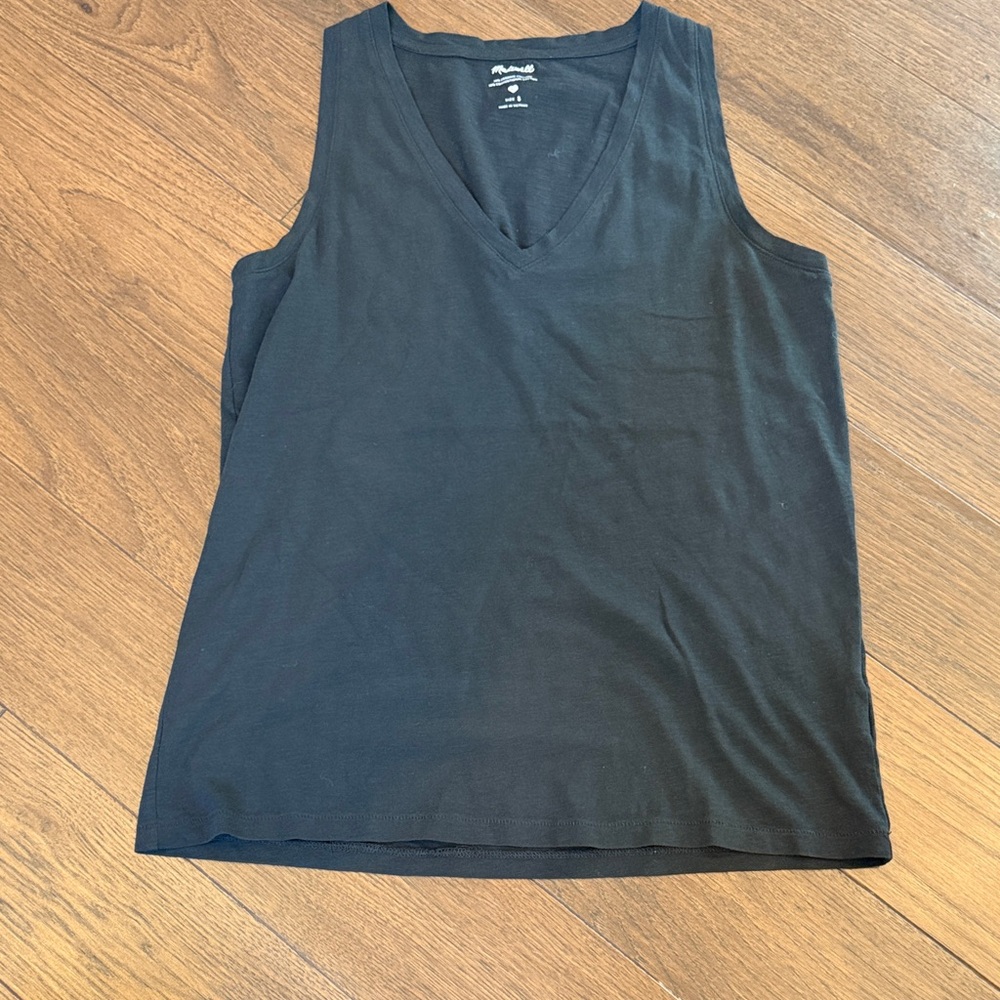 Madewell Black V-Neck Tank Top Size Small C4-120